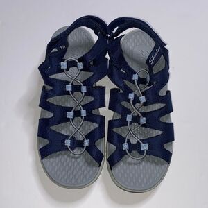 Skechers Luxe Women’s Navy Foam Sandals 11 Length